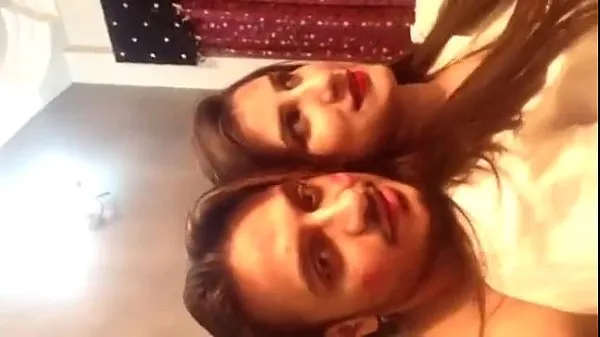 बड़े azka damn rude nimbuzz girl doing flirt with her husbands friend ऊर्जा वीडियो