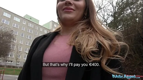 Veliki Public Agent Russian shaven pussy fucked for cash energetski videoposnetki