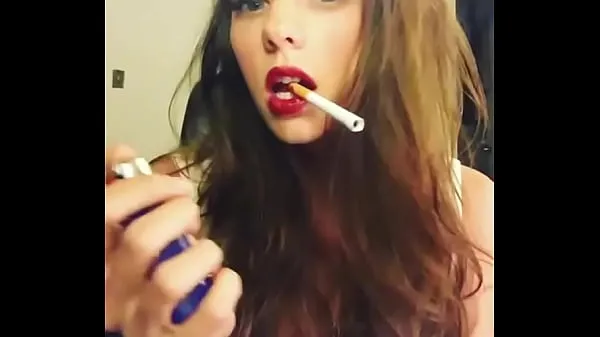 Μεγάλα Hot girl with sexy red lips ενεργειακά βίντεο
