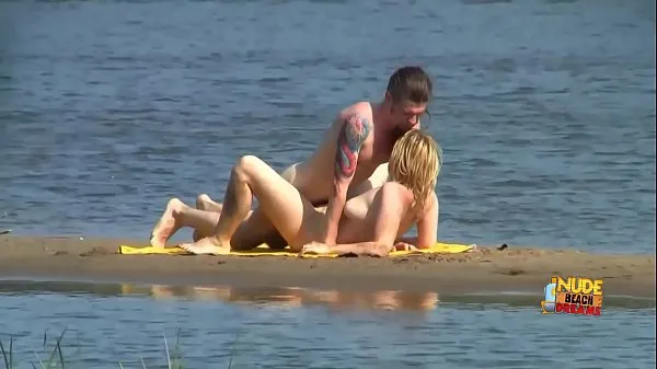 مقاطع فيديو Welcome to the real nude beaches كبيرة عن الطاقة