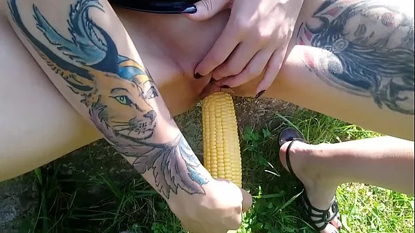 Big Lucy Ravenblood fucking pussy with corn in public energy Videos
