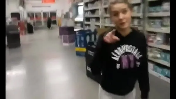 Stranger girl sucks my dick in Walmart Video tenaga besar