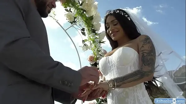 Большие Ts невеста Eva Maxim без презерватива от мужика энергетические видеоролики