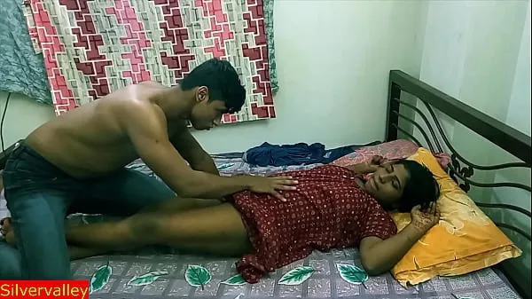 Большие Первые знакомства индийской горячей девушки и романтический секс с парнем-подростком !! с чистым звуком энергетические видеоролики