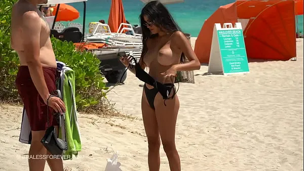 Stora Huge boob hotwife at the beach energivideor