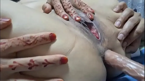 Nagy Pakistani husband sucking and play with dildo with nasreen anal and pussy energiájú videók